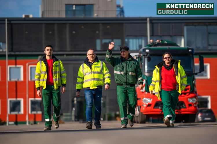 Ausbildung Kauffrau Mann F R B Romanagement M W D Bei Knettenbrech Gurdulic Service Gmbh