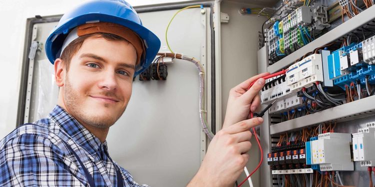 Ausbildung Elektroniker/in für Energie und Gebäudetechnik