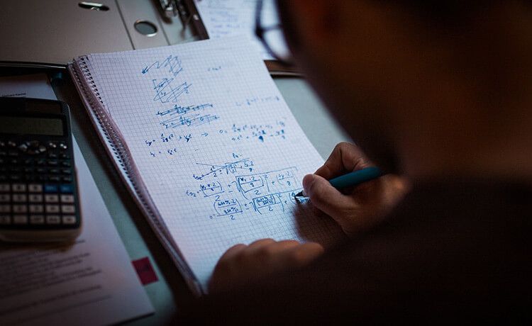 Bild aus dem Text zu Duales Studium Physikingenieurwesen
