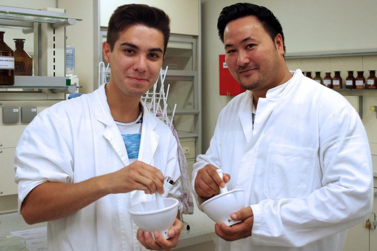 Ausbildung Zum Zur Pharmazeutisch Technischen Assistent In Pta Bei Institut Dr Flad In Stuttgart